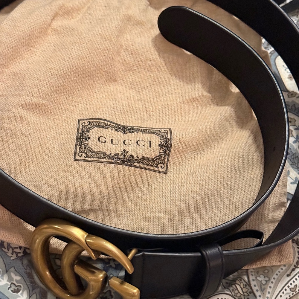 Authentic Gucci Marmont Wide Black leather Belt with Gold GG Buckle - Size 95 - Picture 3 of 8